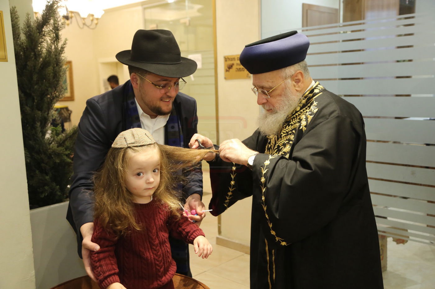 הלוק החסידי של בן הח"כית | 'זופניק בכיכר' עם כל התמונות, הנייעס והחשיפות של השבוע