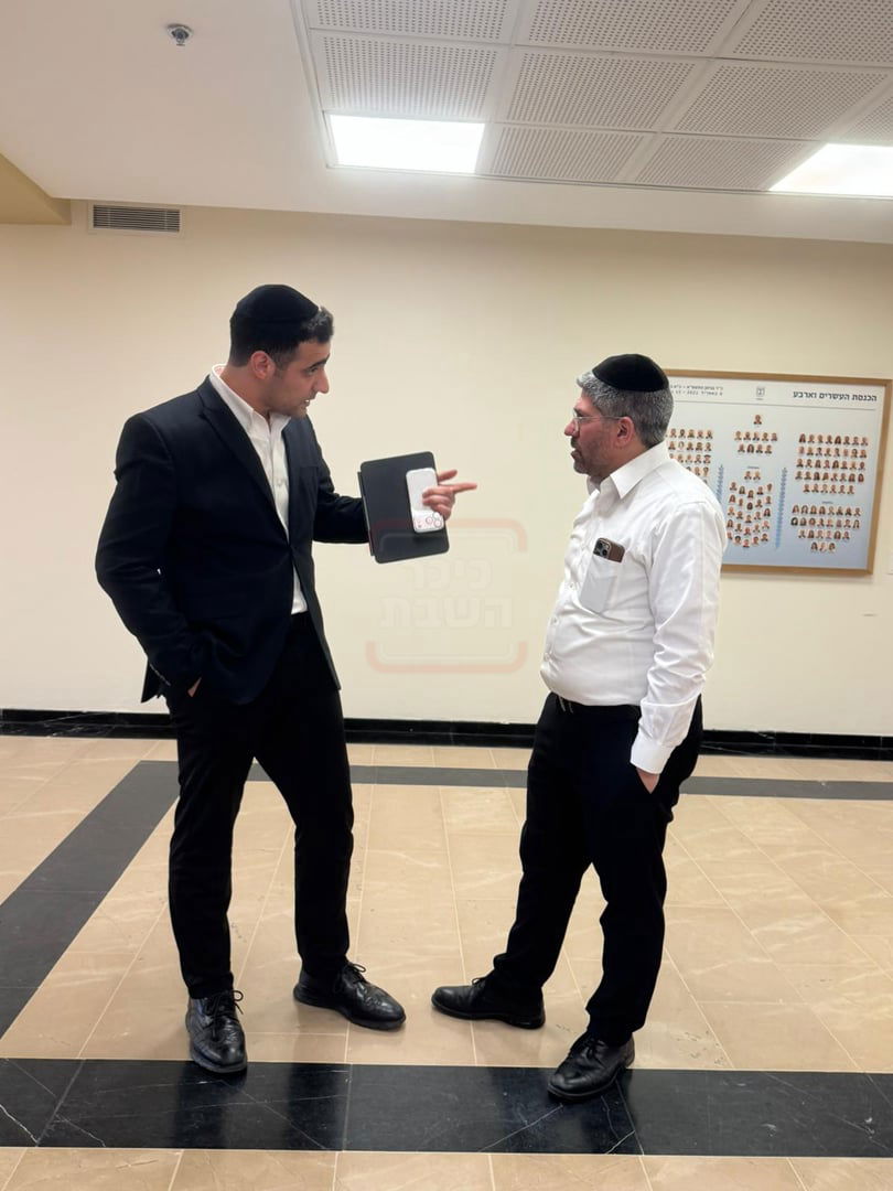 הלוק החסידי של בן הח"כית | 'זופניק בכיכר' עם כל התמונות, הנייעס והחשיפות של השבוע