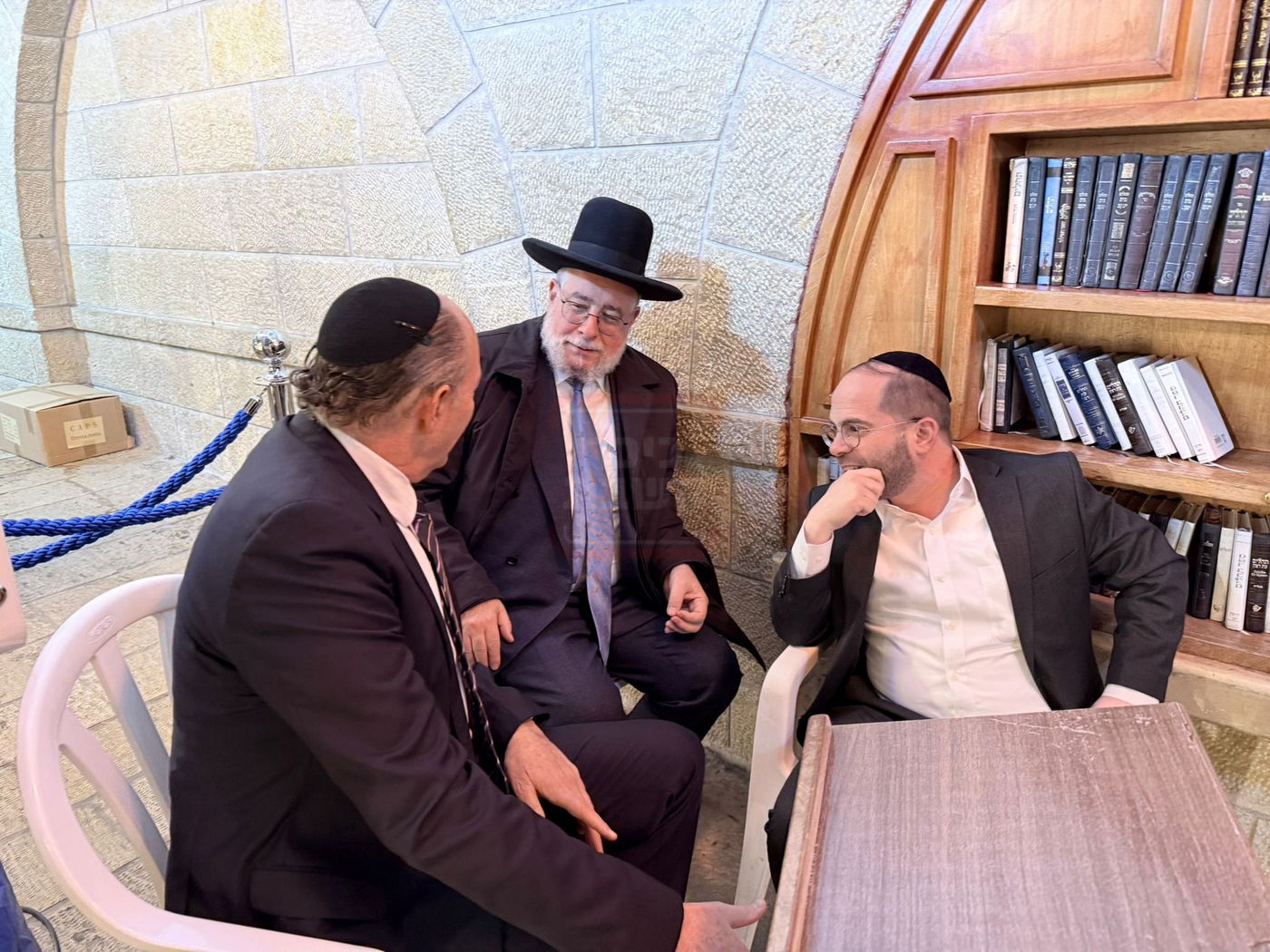 הלוק החסידי של בן הח"כית | 'זופניק בכיכר' עם כל התמונות, הנייעס והחשיפות של השבוע