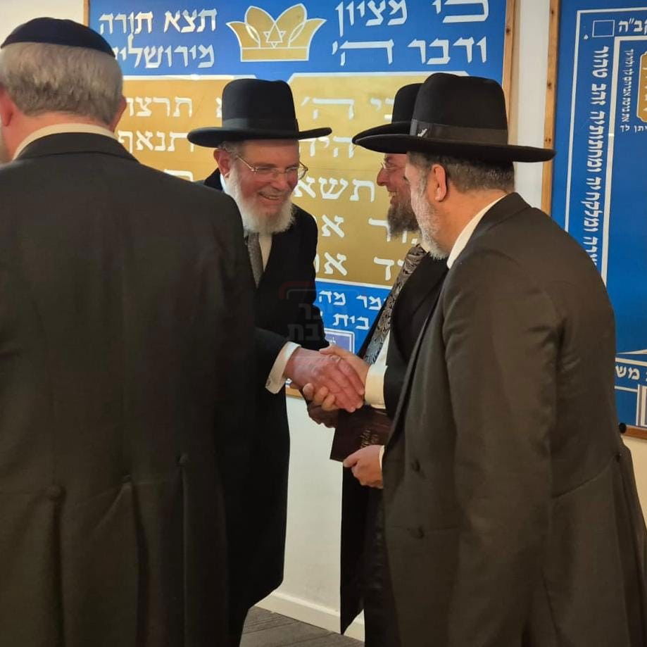 הלוק החסידי של בן הח"כית | 'זופניק בכיכר' עם כל התמונות, הנייעס והחשיפות של השבוע