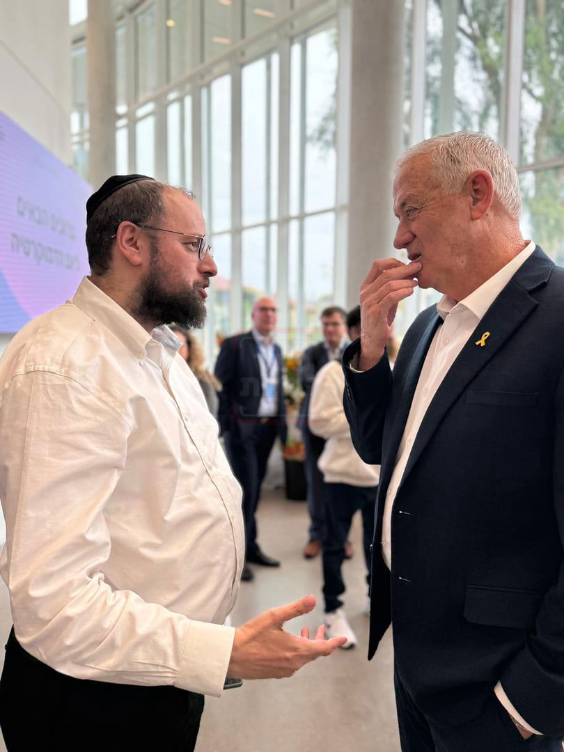 הלוק החסידי של בן הח"כית | 'זופניק בכיכר' עם כל התמונות, הנייעס והחשיפות של השבוע