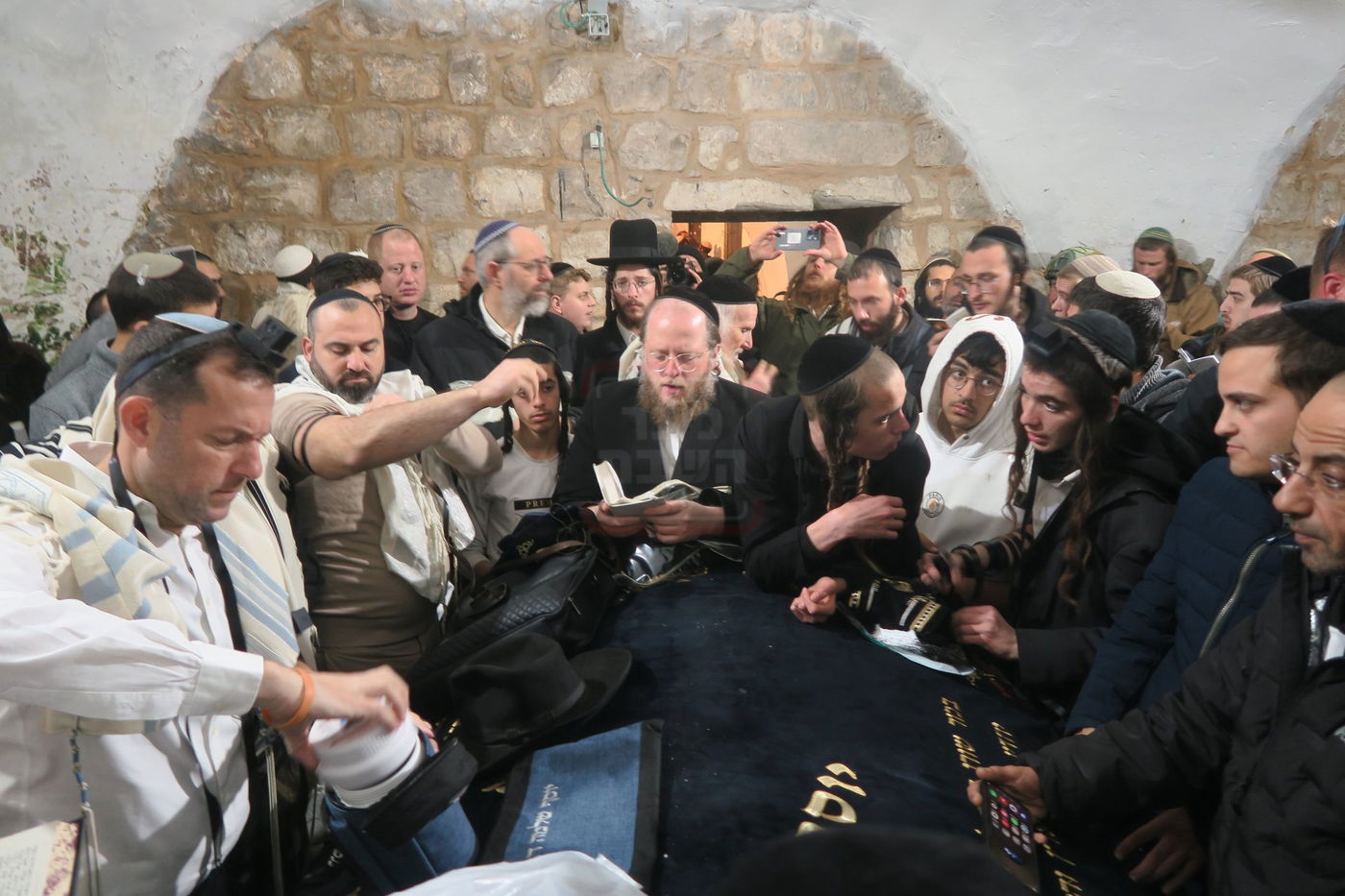 כניסה לקבר יוסף בשכם