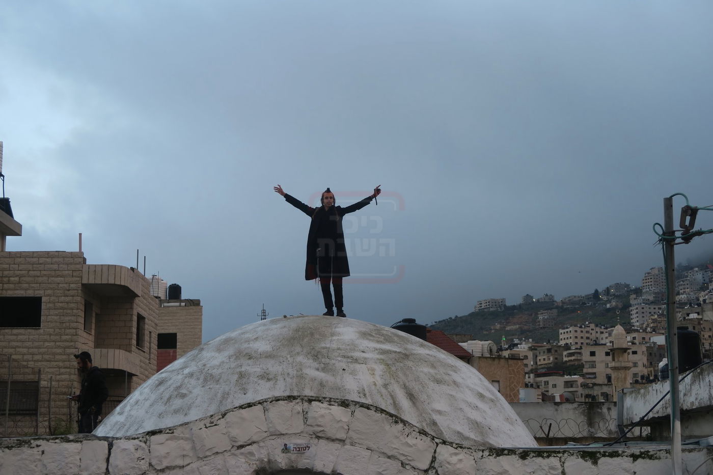 כניסה לקבר יוסף בשכם