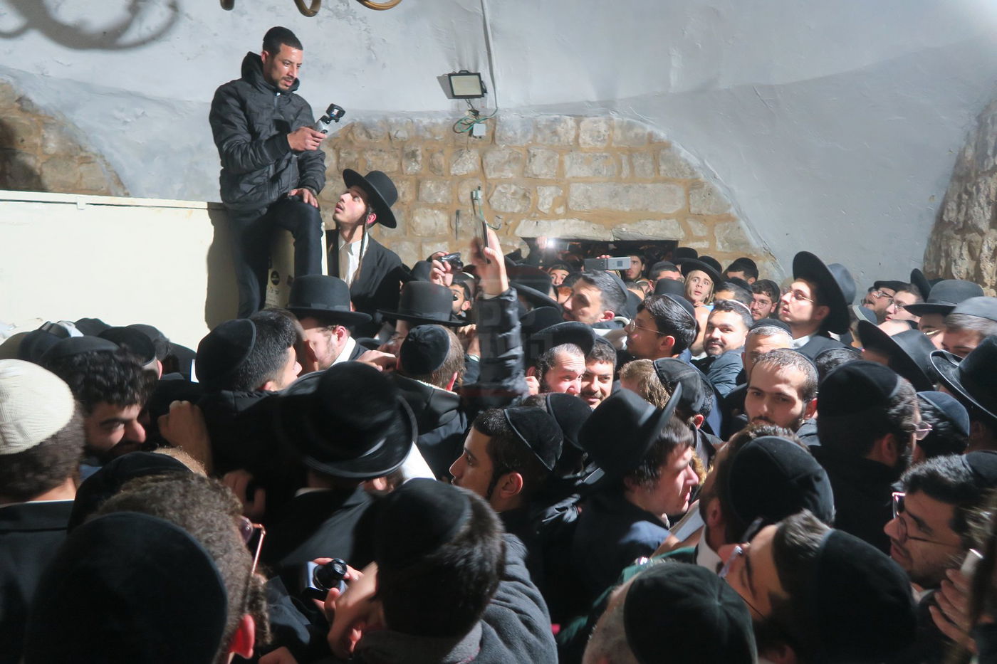 כניסה לקבר יוסף בשכם