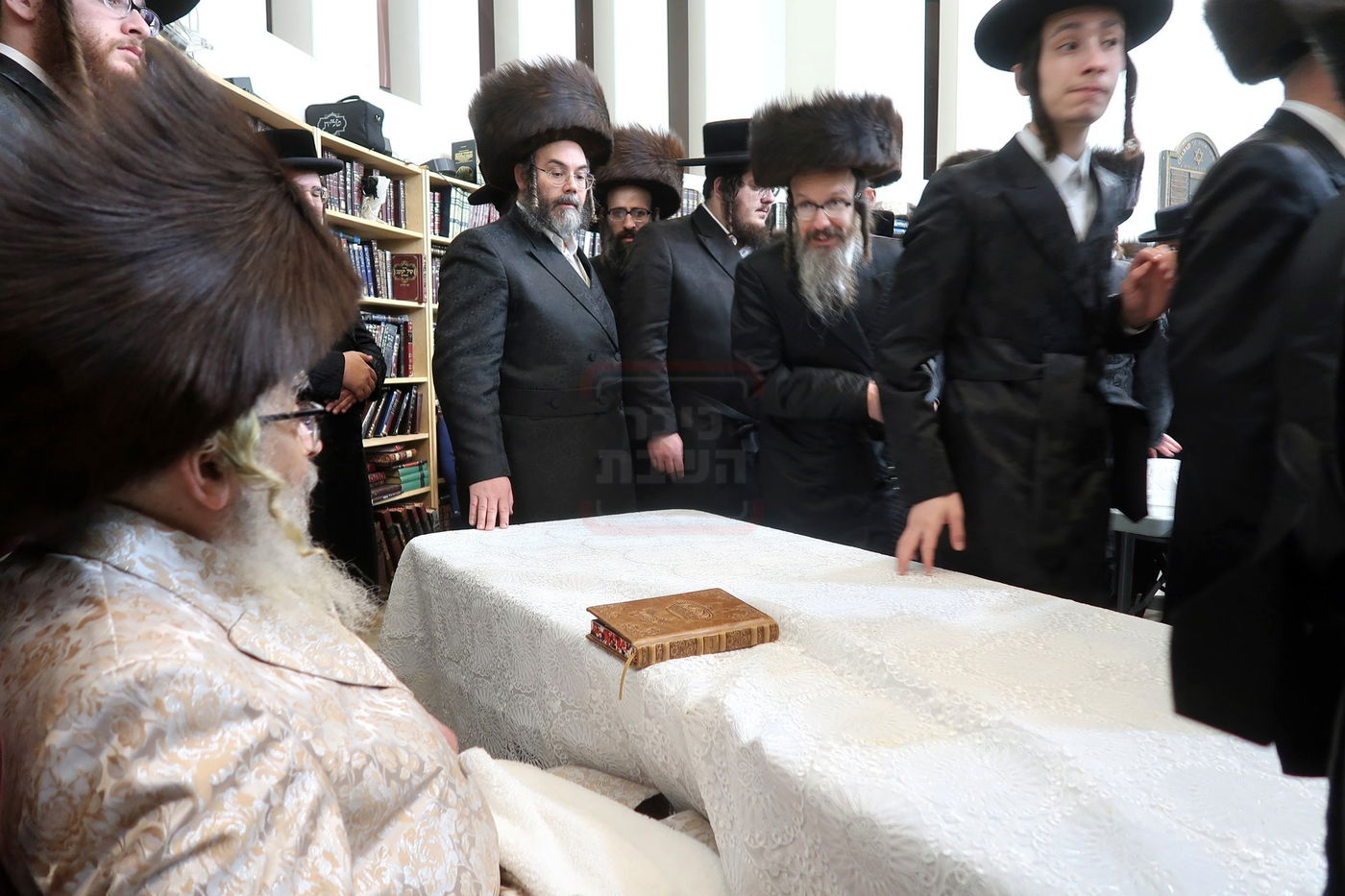 האדמו"ר מסאטמר במנוחה בפאלם ספרינגס