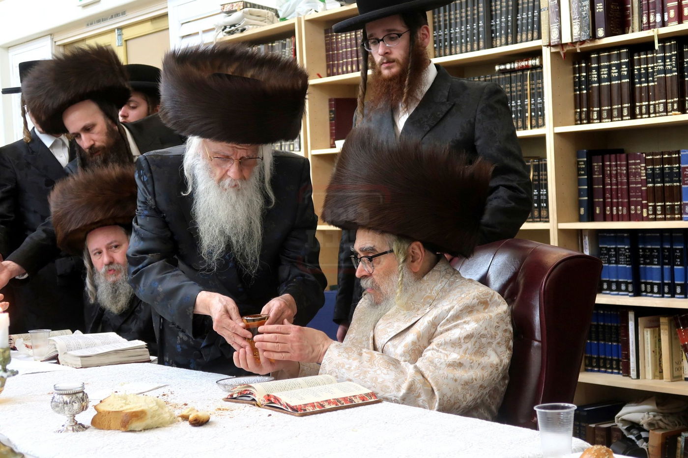 האדמו"ר מסאטמר במנוחה בפאלם ספרינגס