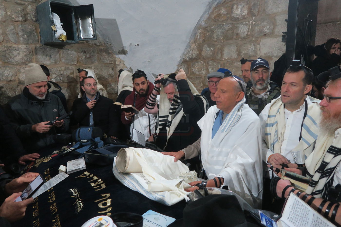 כניסה לקבר יוסף בשכם