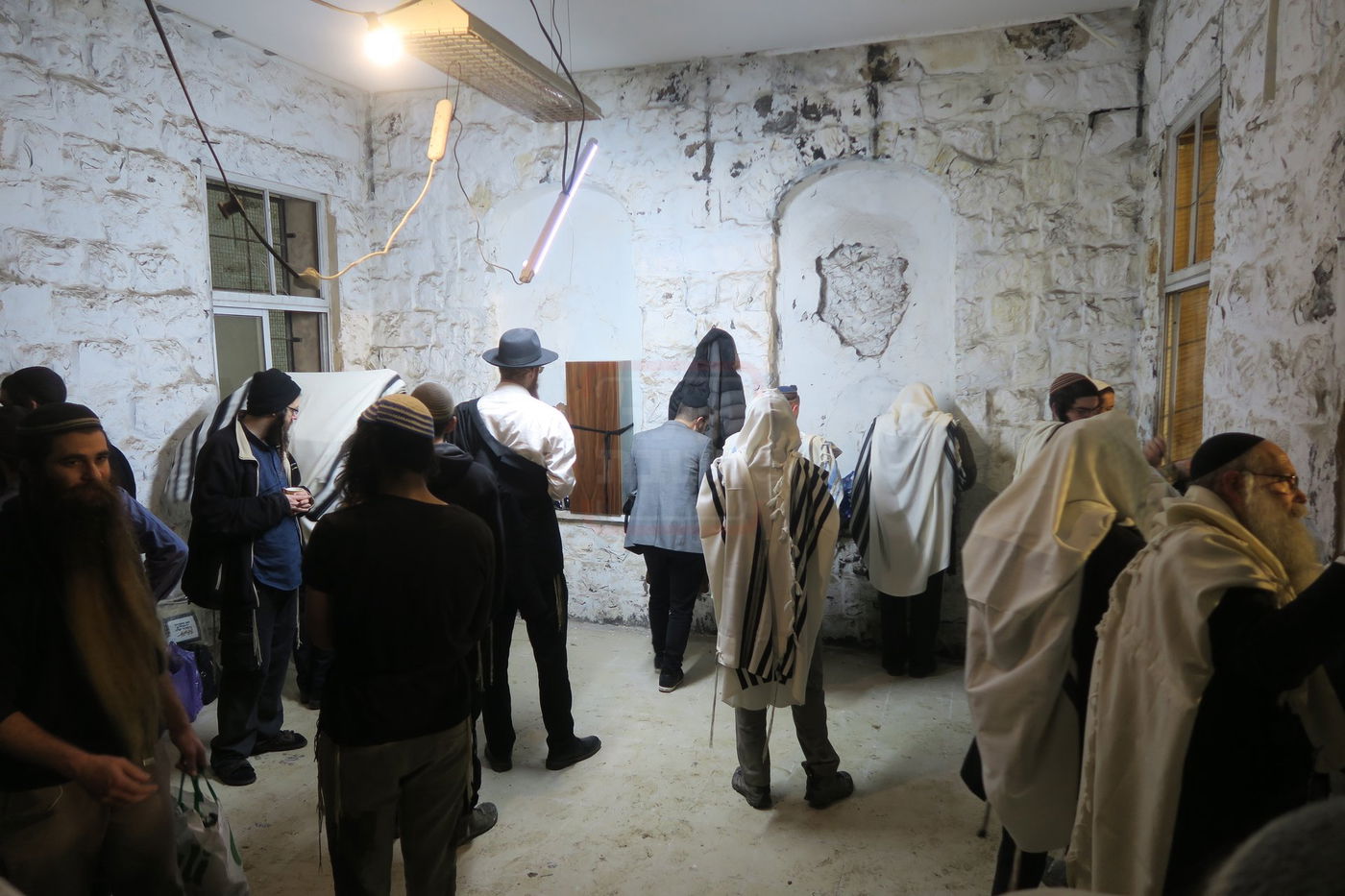 כניסה לקבר יוסף בשכם