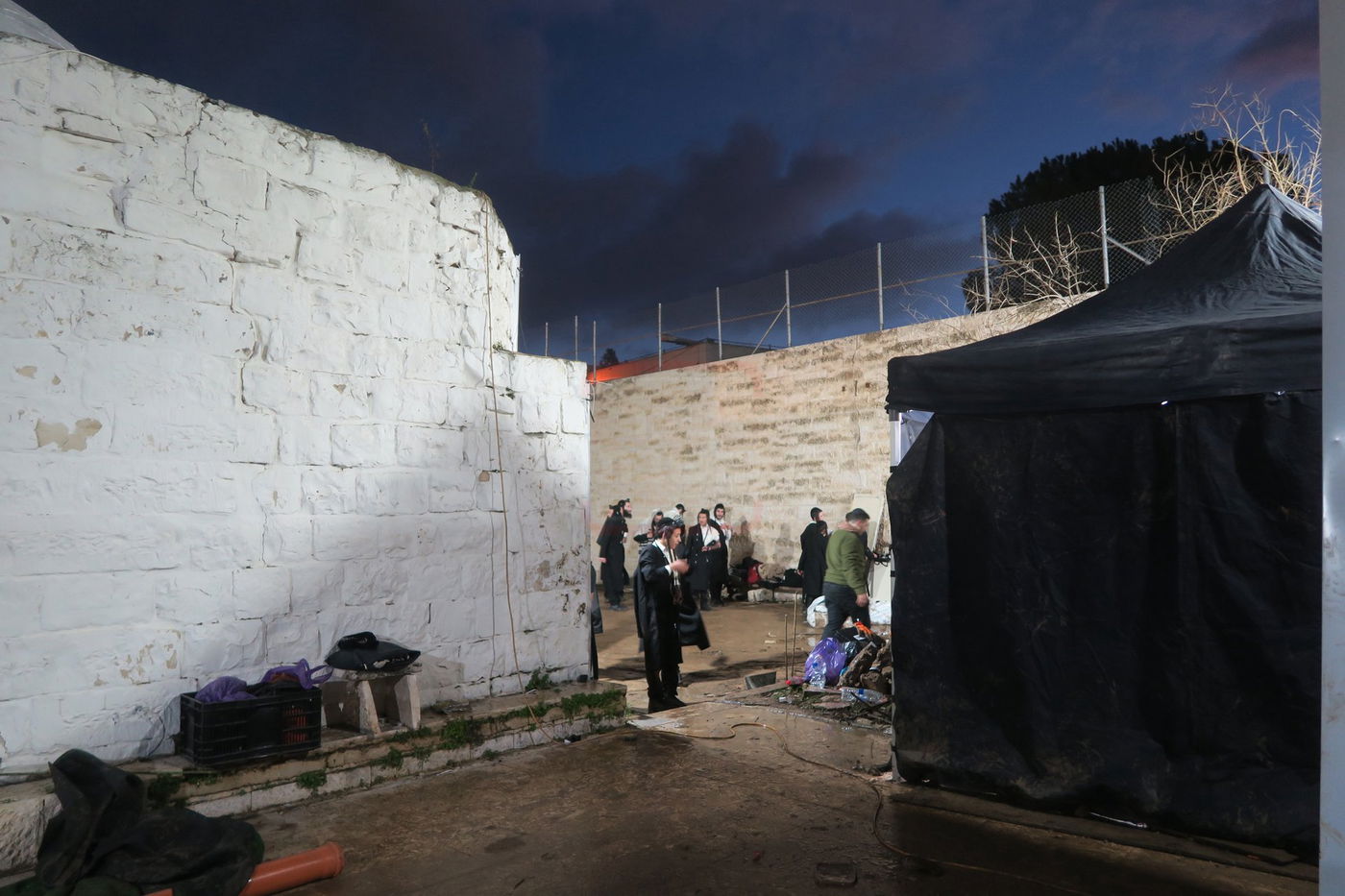 כניסה לקבר יוסף בשכם