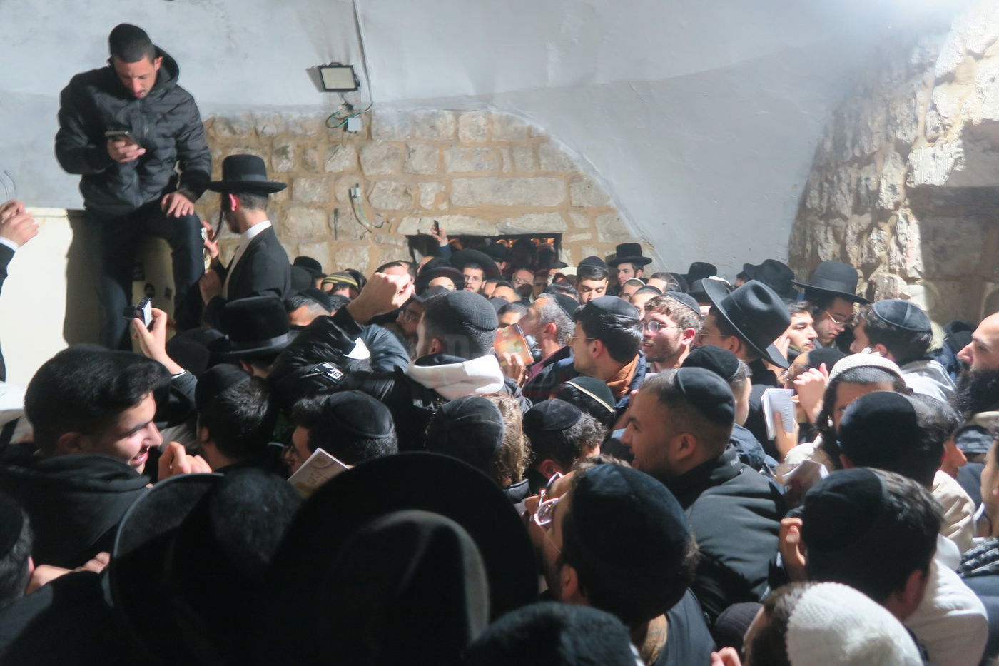 כניסה לקבר יוסף בשכם