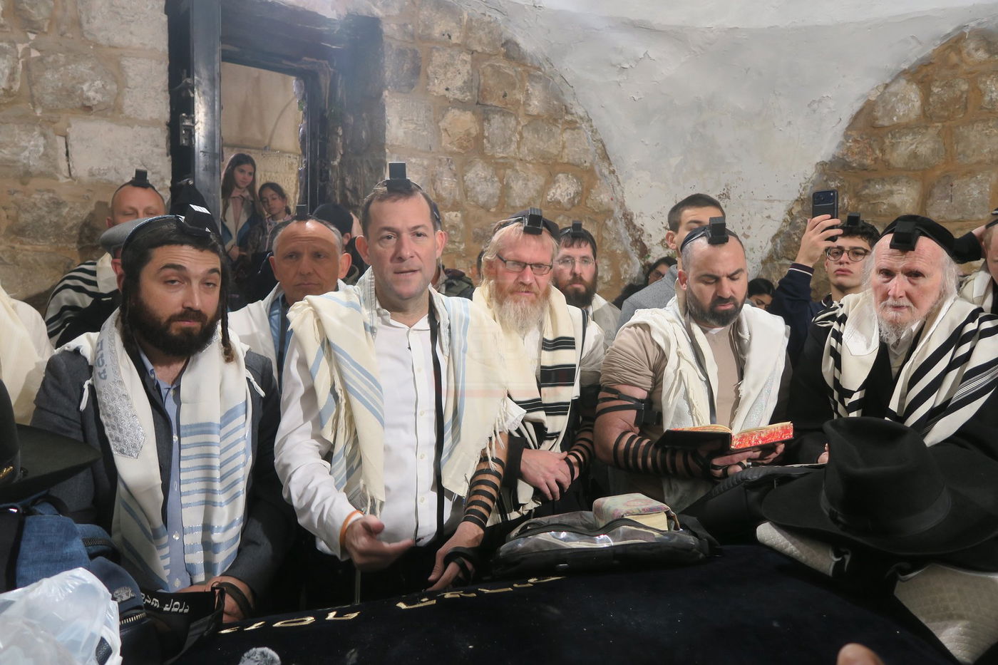 כניסה לקבר יוסף בשכם