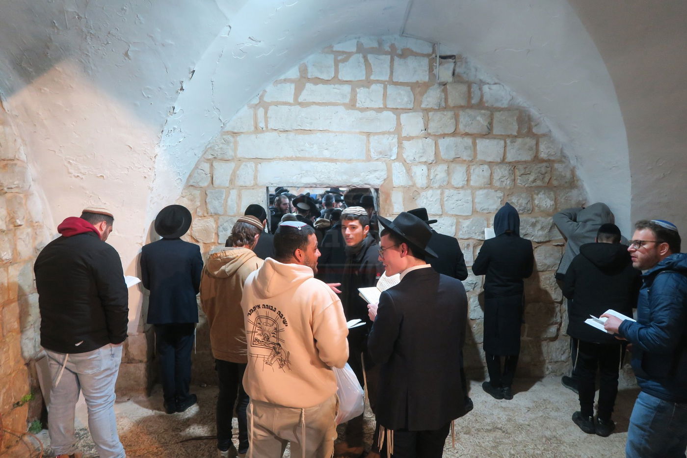 כניסה לקבר יוסף בשכם