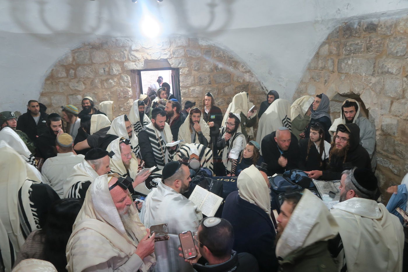 כניסה לקבר יוסף בשכם