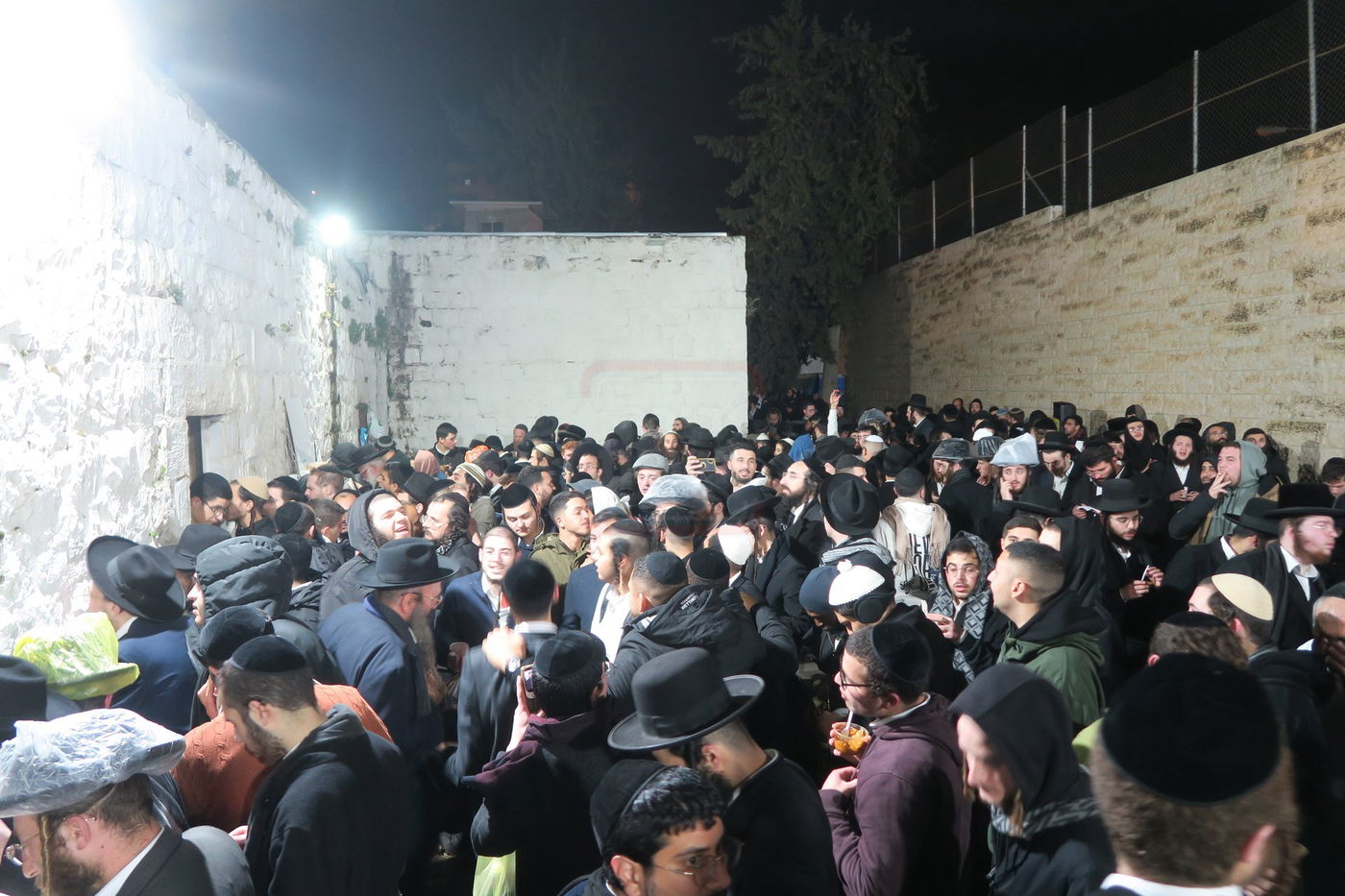 כניסה לקבר יוסף בשכם