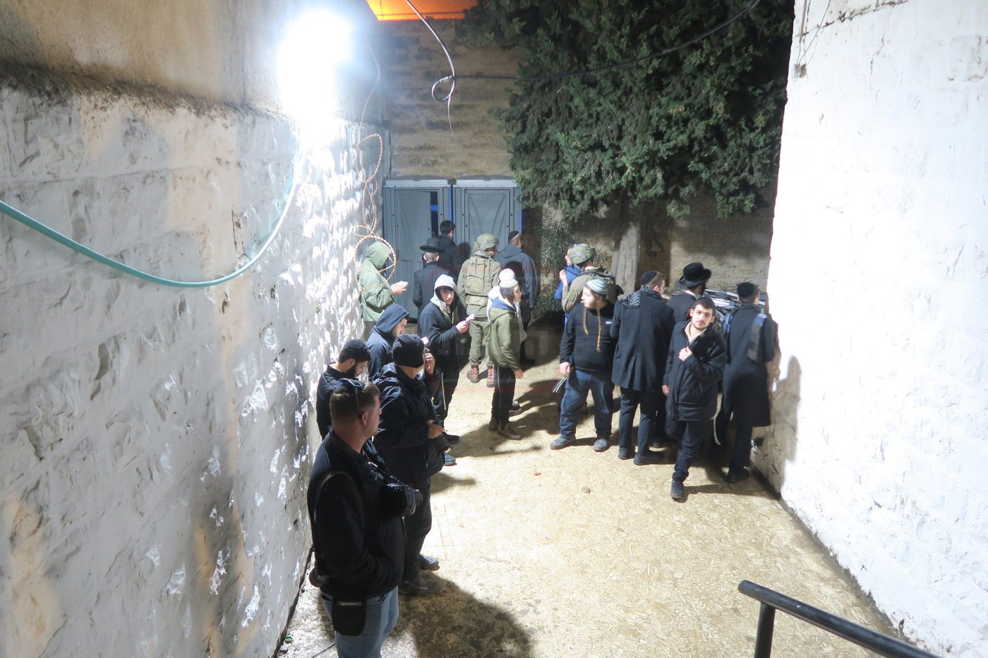 כניסה לקבר יוסף בשכם