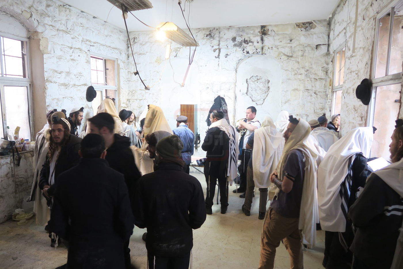 כניסה לקבר יוסף בשכם