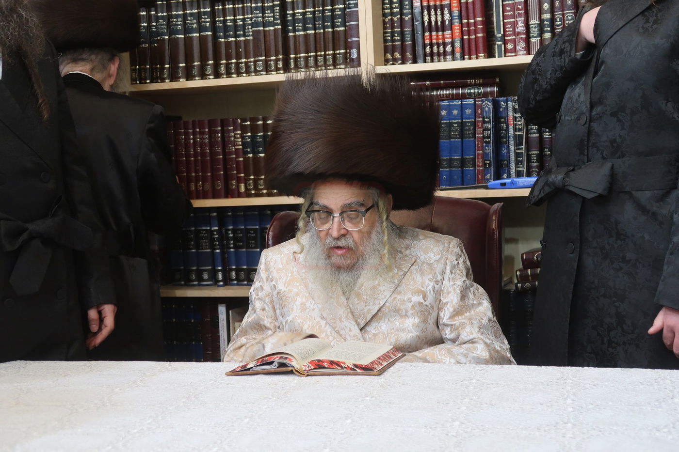 האדמו"ר מסאטמר במנוחה בפאלם ספרינגס