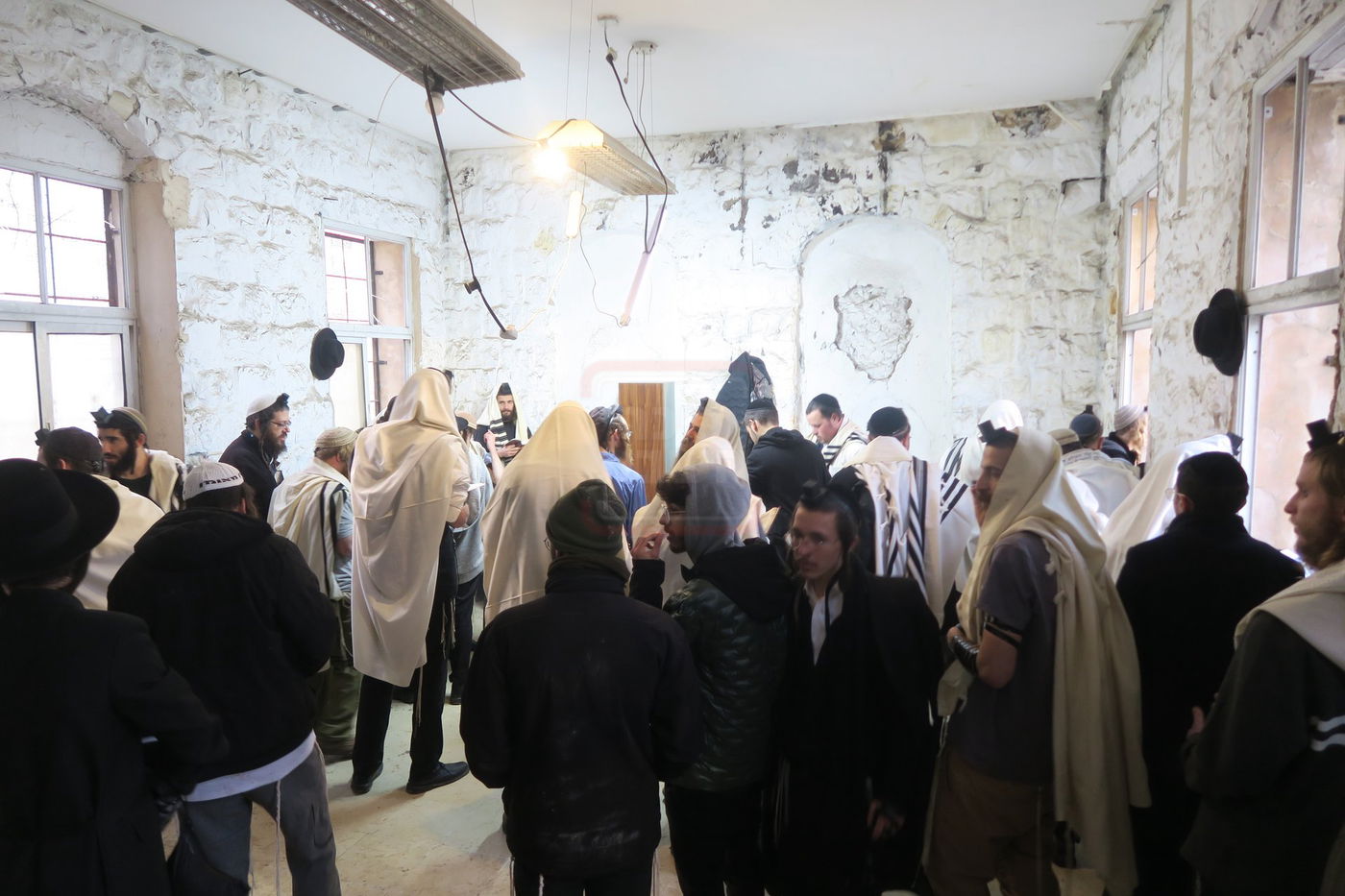 כניסה לקבר יוסף בשכם