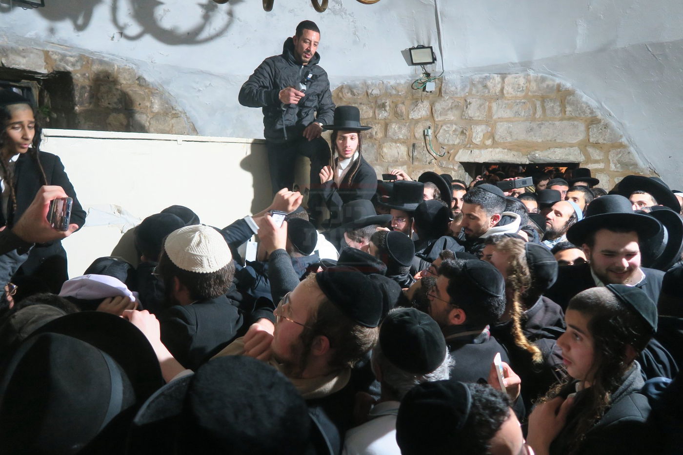 כניסה לקבר יוסף בשכם