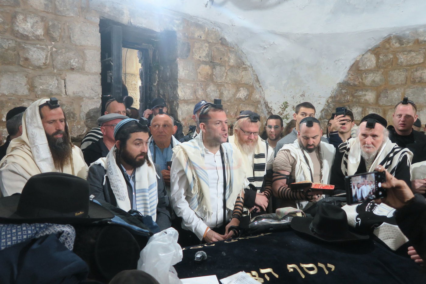 כניסה לקבר יוסף בשכם