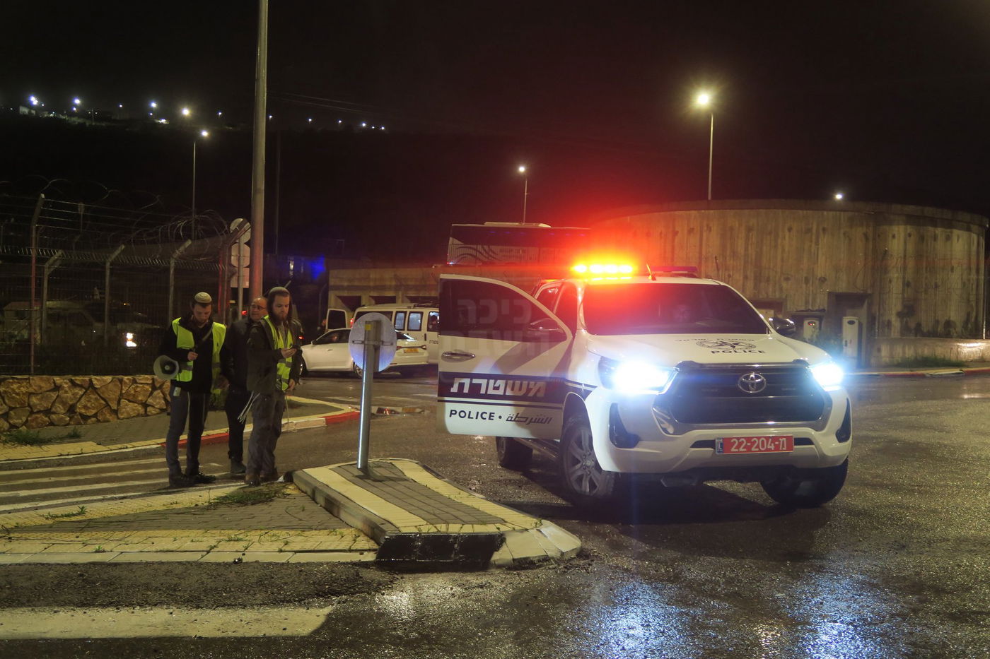 כניסה לקבר יוסף בשכם