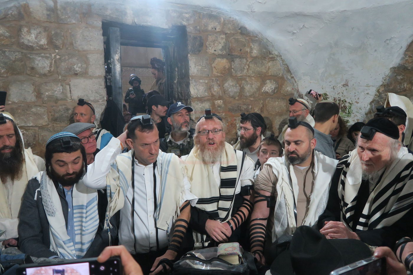 כניסה לקבר יוסף בשכם