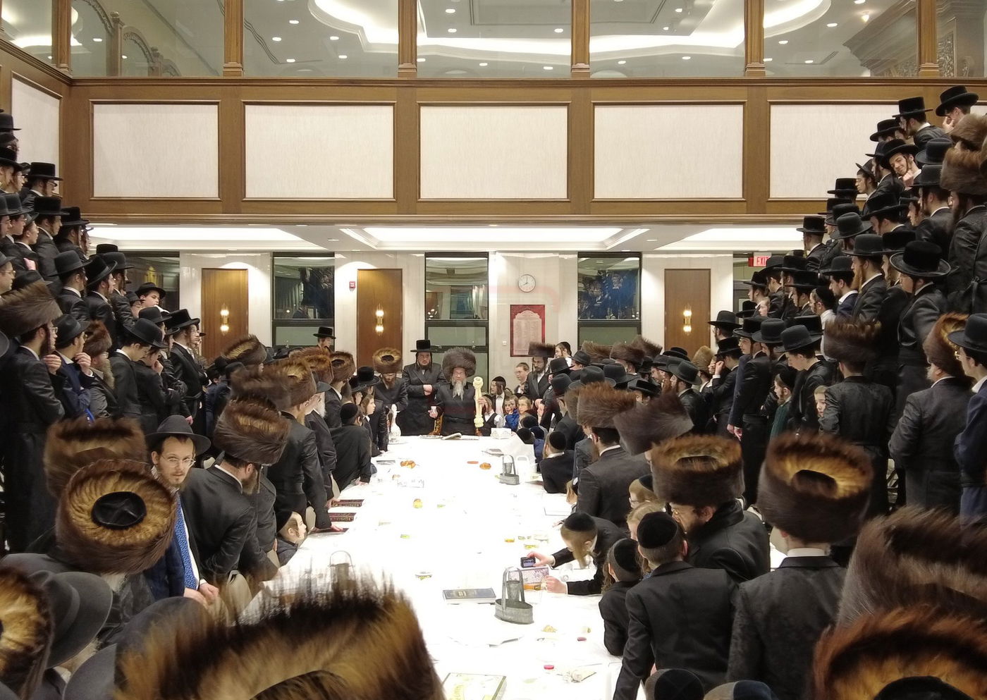 האדמו"ר מסקולען לייקווד בשבת בשכונת 'אוק וויין' 