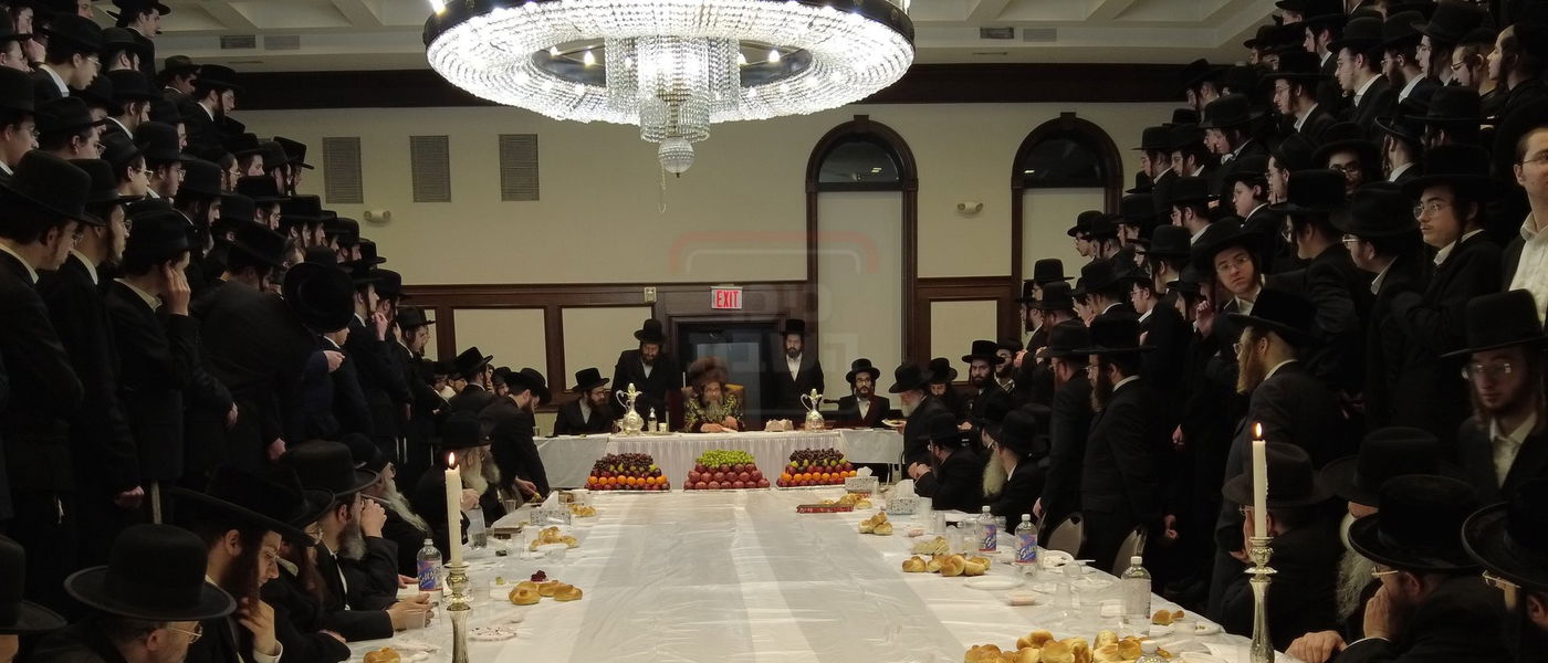 האדמו"ר מסקולען לייקווד בטיש ט"ו בשבט