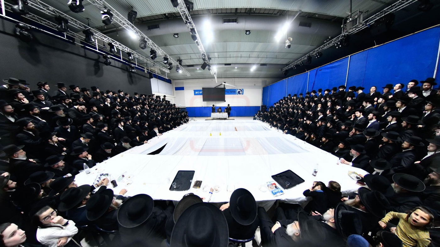 האדמו"ר מאלכסנדר בטיש ט"ו בשבט