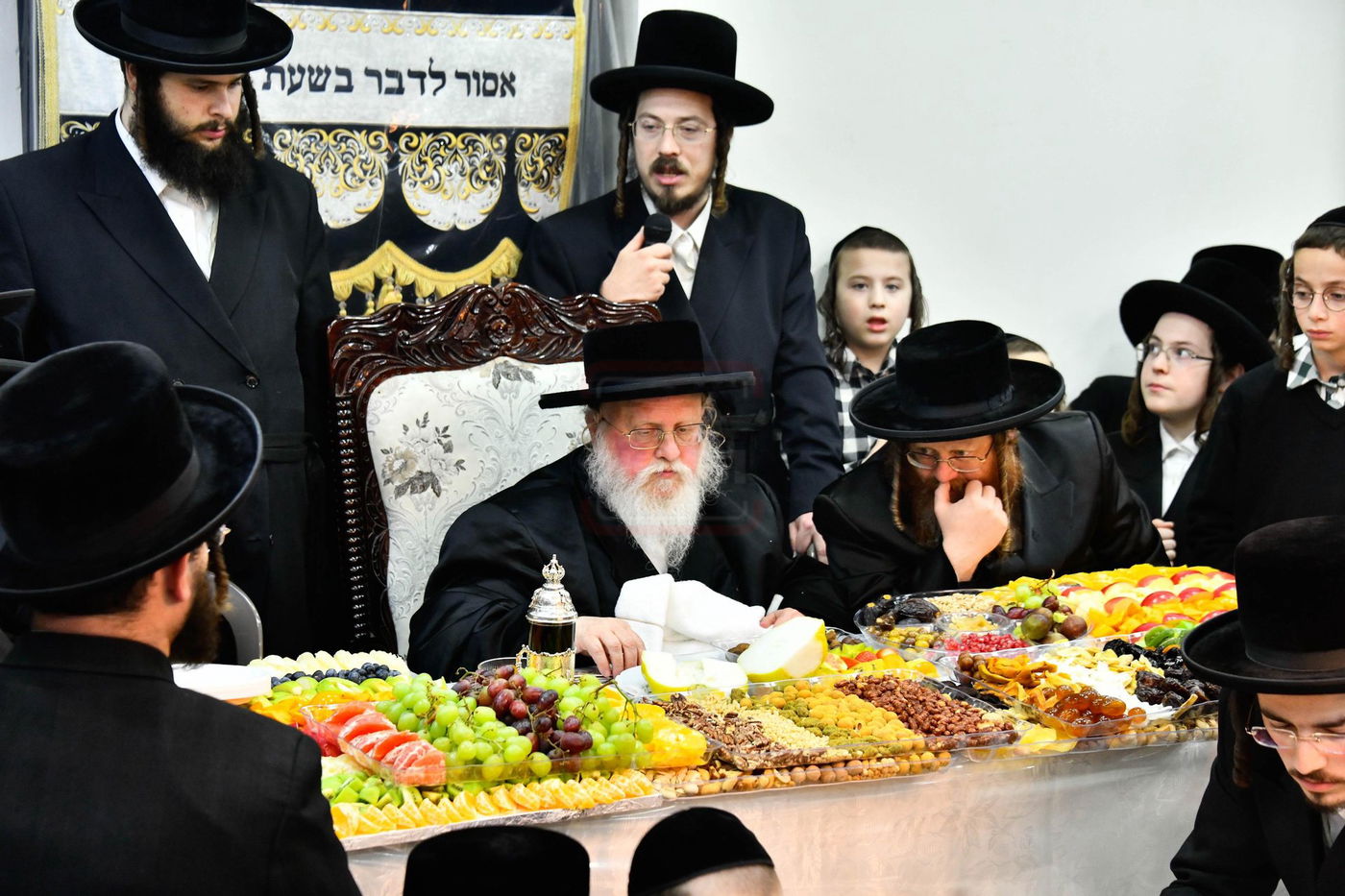 האדמו"ר מסאסוב בטיש ט"ו בשבט