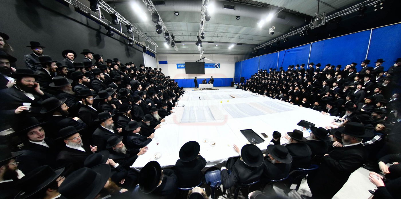 האדמו"ר מאלכסנדר בטיש ט"ו בשבט