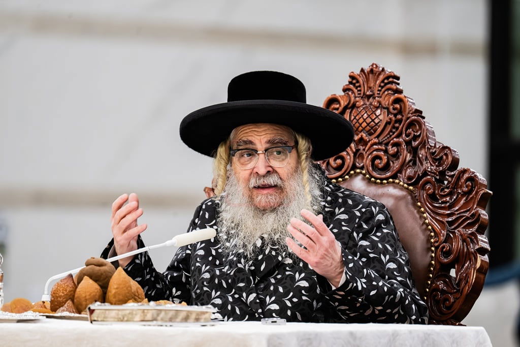 האדמו"ר מסאטמר בטיש ט"ו בשבט