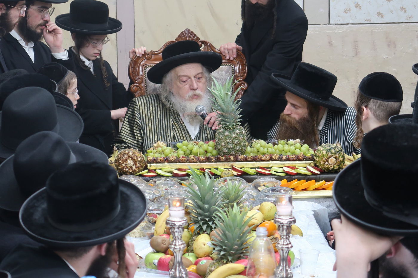 ט"ו בשבט במבקשי אמונה