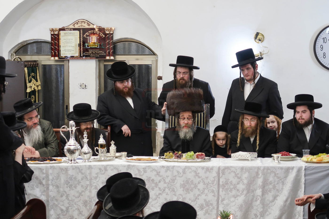 ט"ו בשבט בחצה"ק קרעטשניף סיגעט