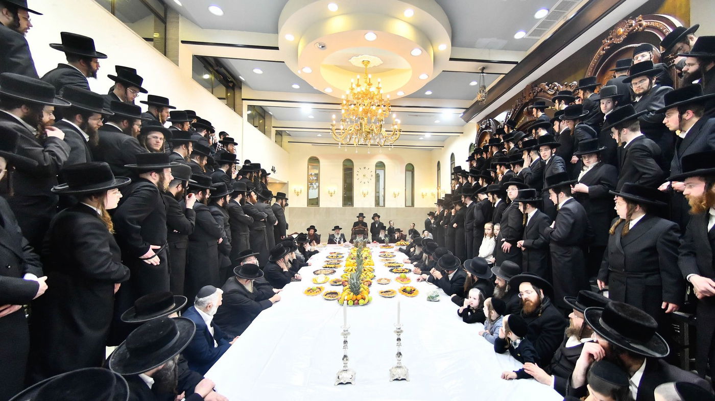 האדמו"ר מקרעטשניף י-ם בשלחה"ט לרגל ט"ו בשבט