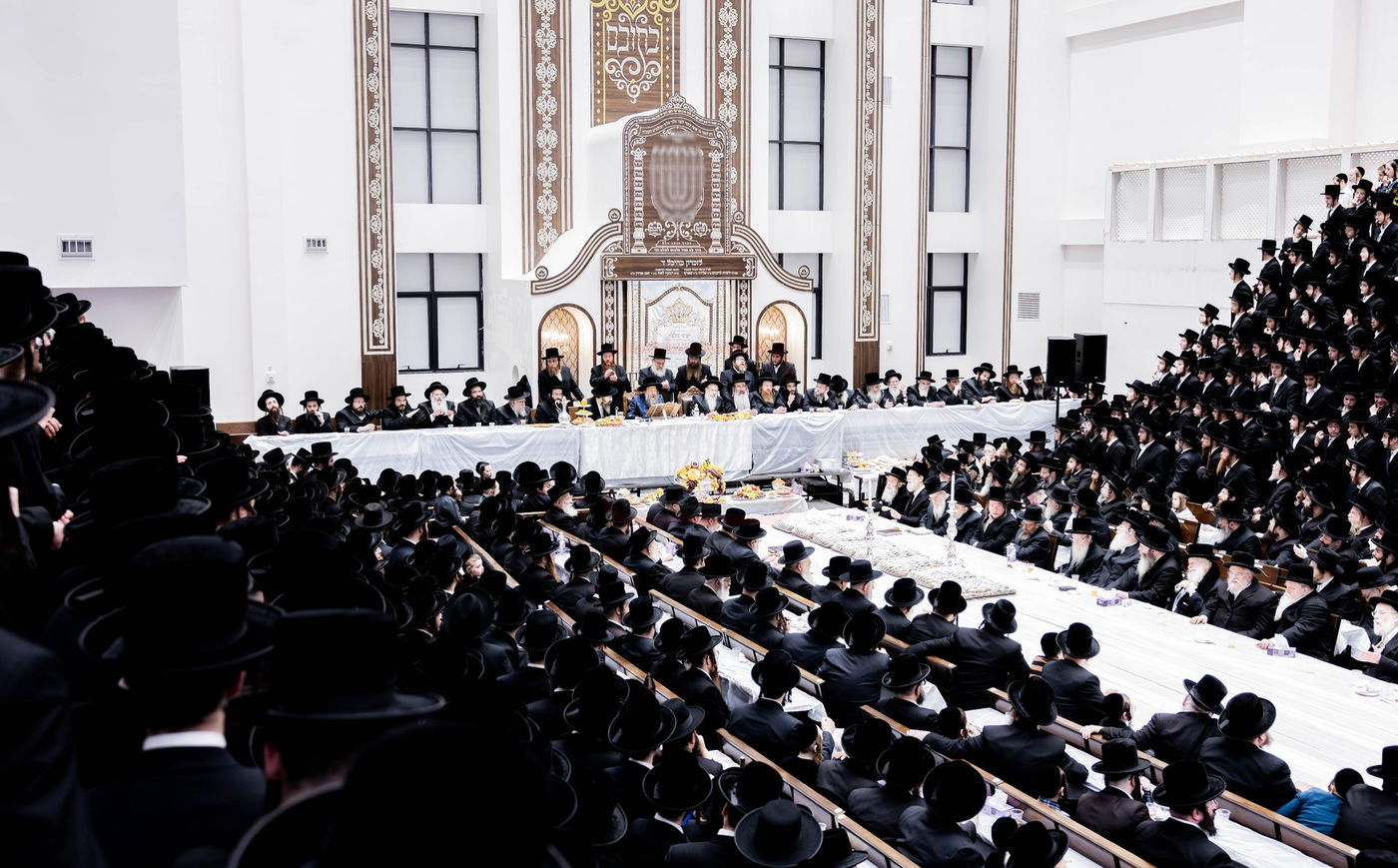 האדמו"ר מבאבוב 45 בטיש ט"ו בשבט