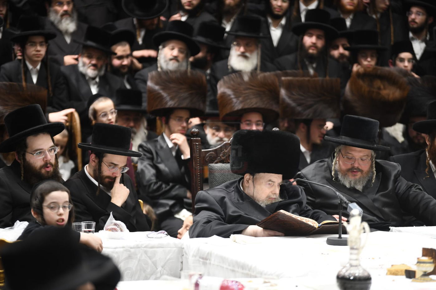 האדמו"ר מבעלזא בטיש ט"ו בשבט 