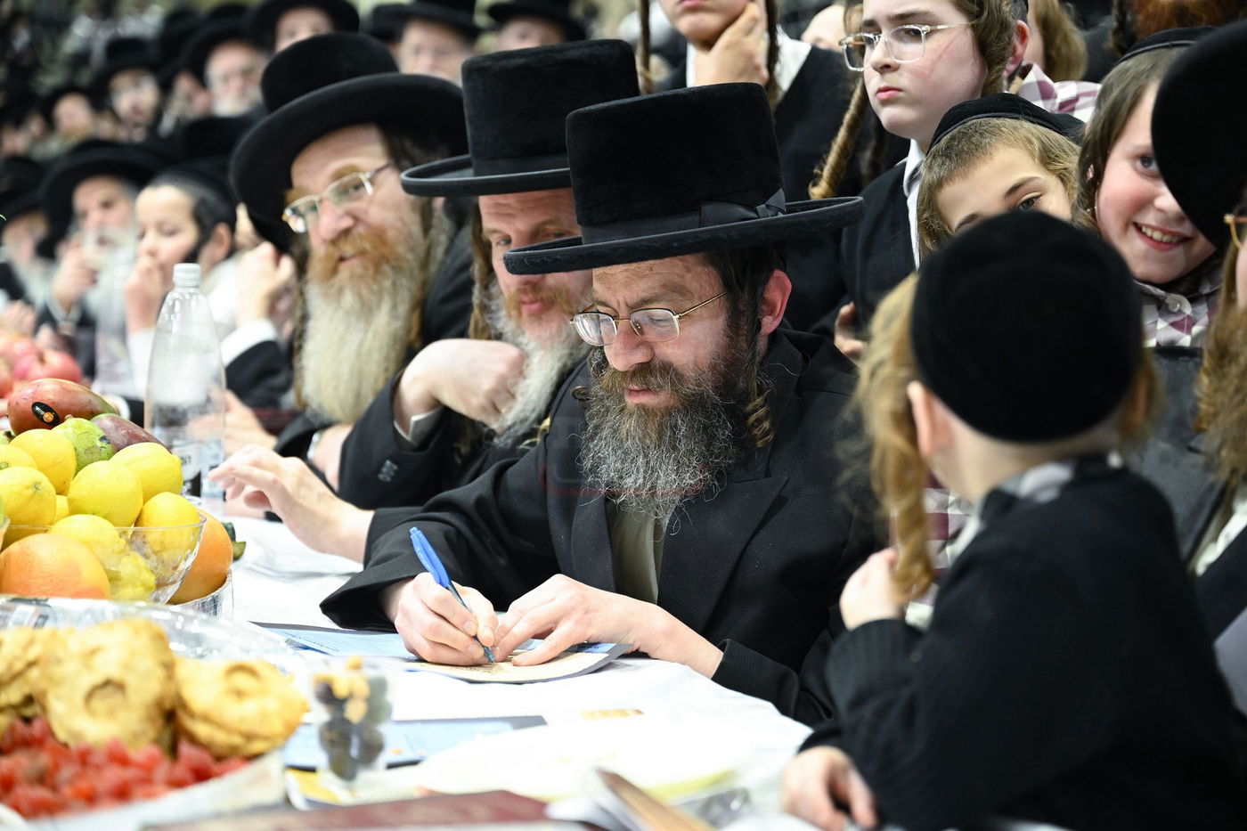 ט"ו בשבט בחצה"ק צאנז