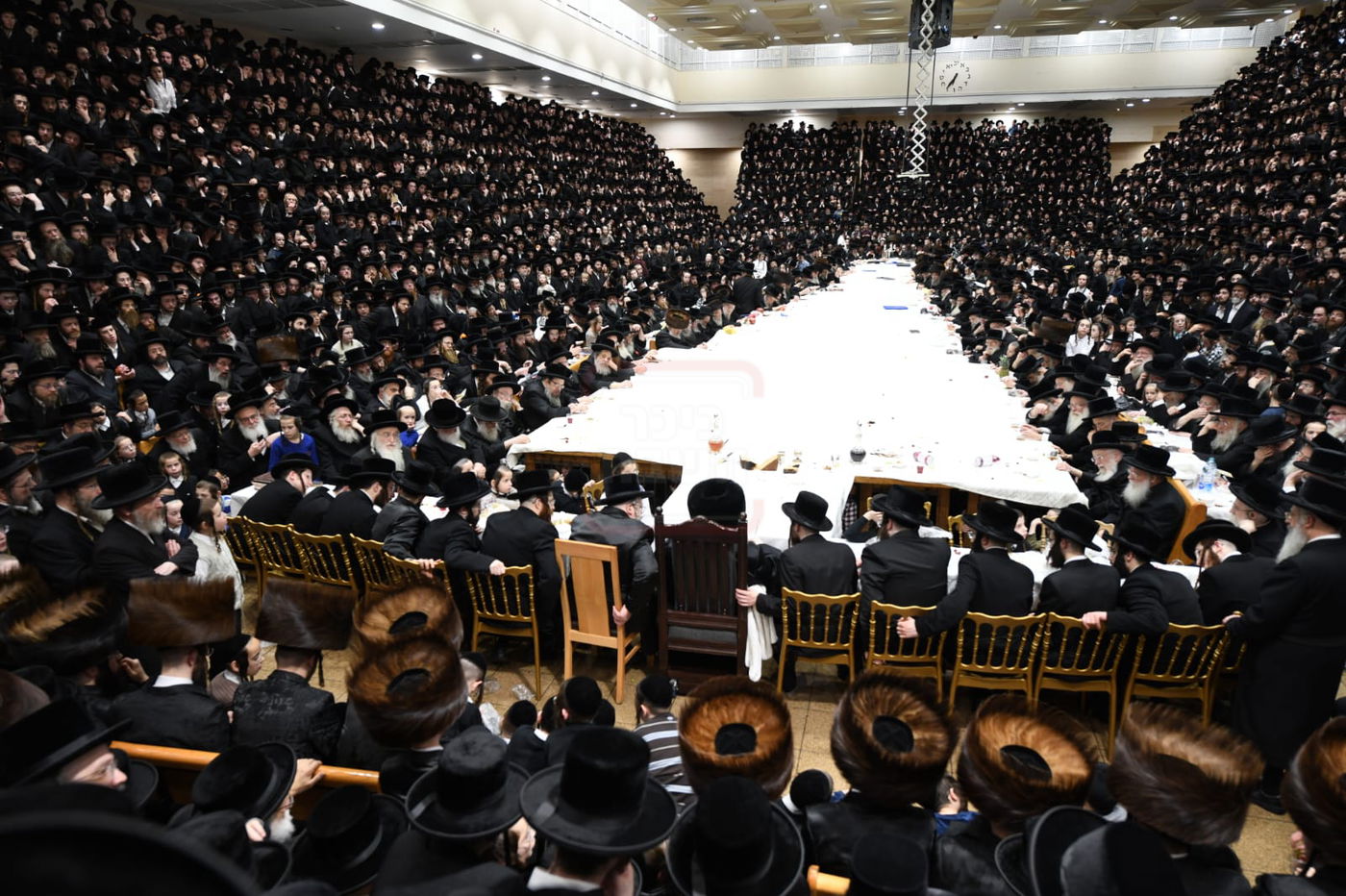 האדמו"ר מבעלזא בטיש ט"ו בשבט 