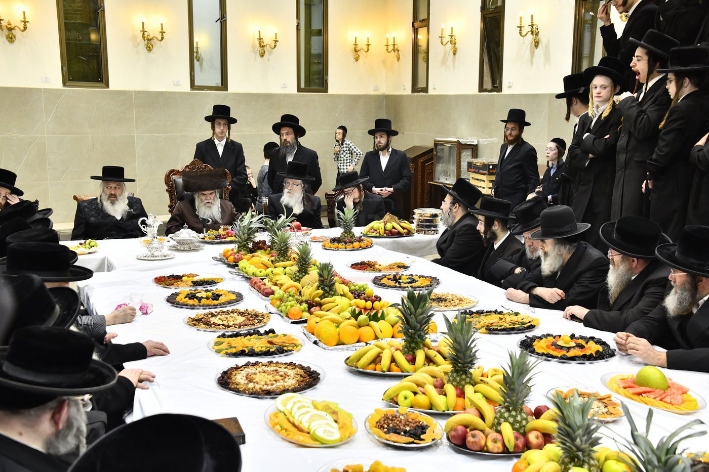 האדמו"ר מקרעטשניף י-ם בשלחה"ט לרגל ט"ו בשבט