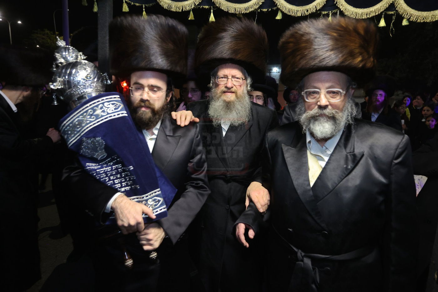 הכנסת ס"ת בויז'ניץ בית שמש