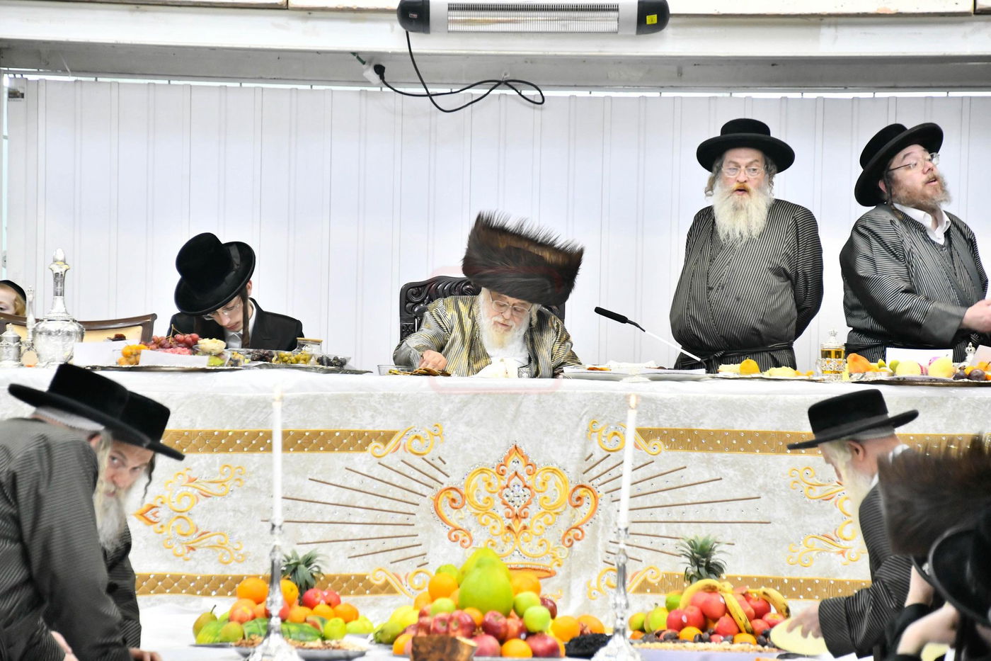 האדמו"ר מתולדות אהרן בטיש ט"ו בשבט