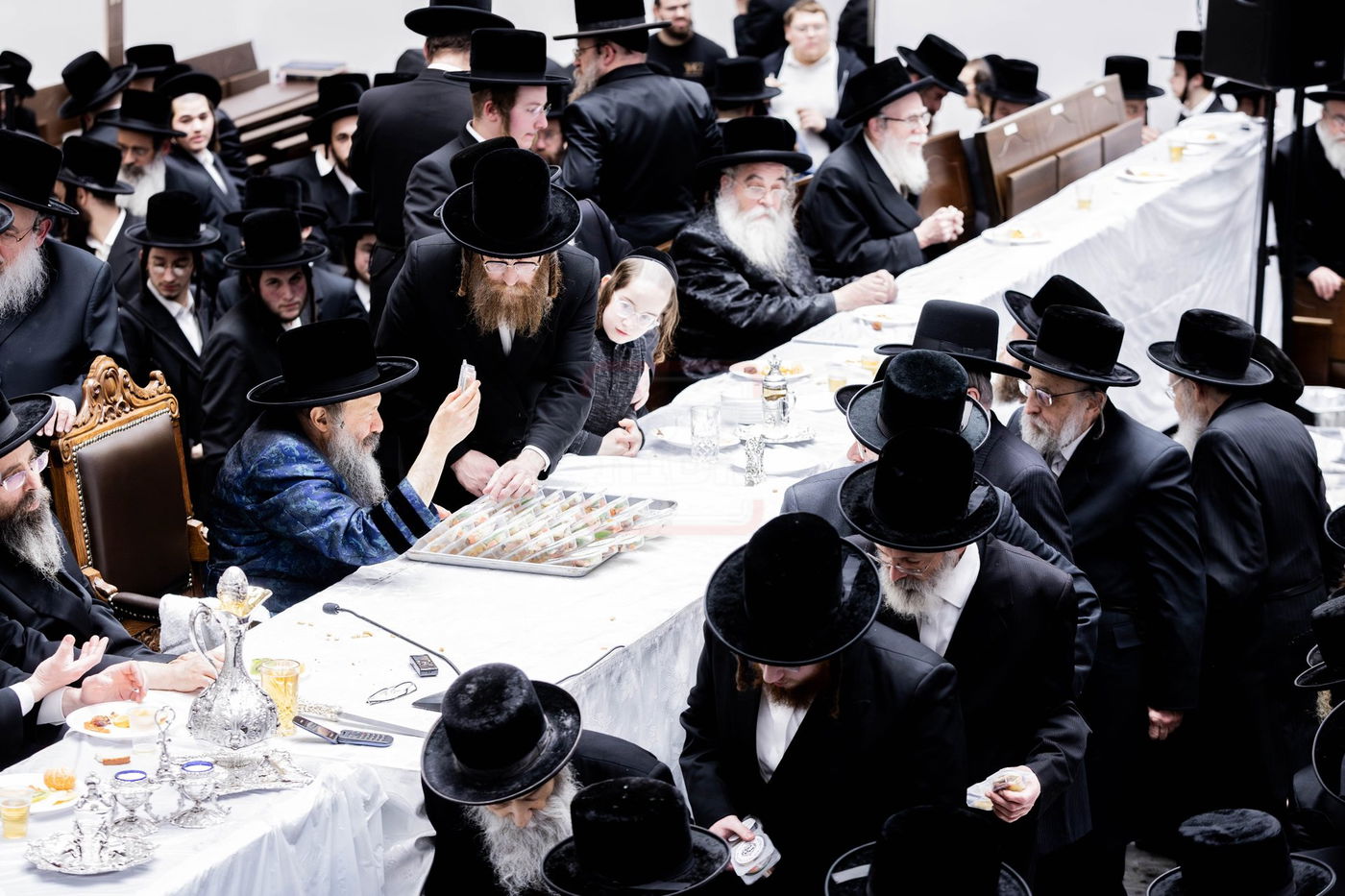 האדמו"ר מבאבוב 45 בטיש ט"ו בשבט