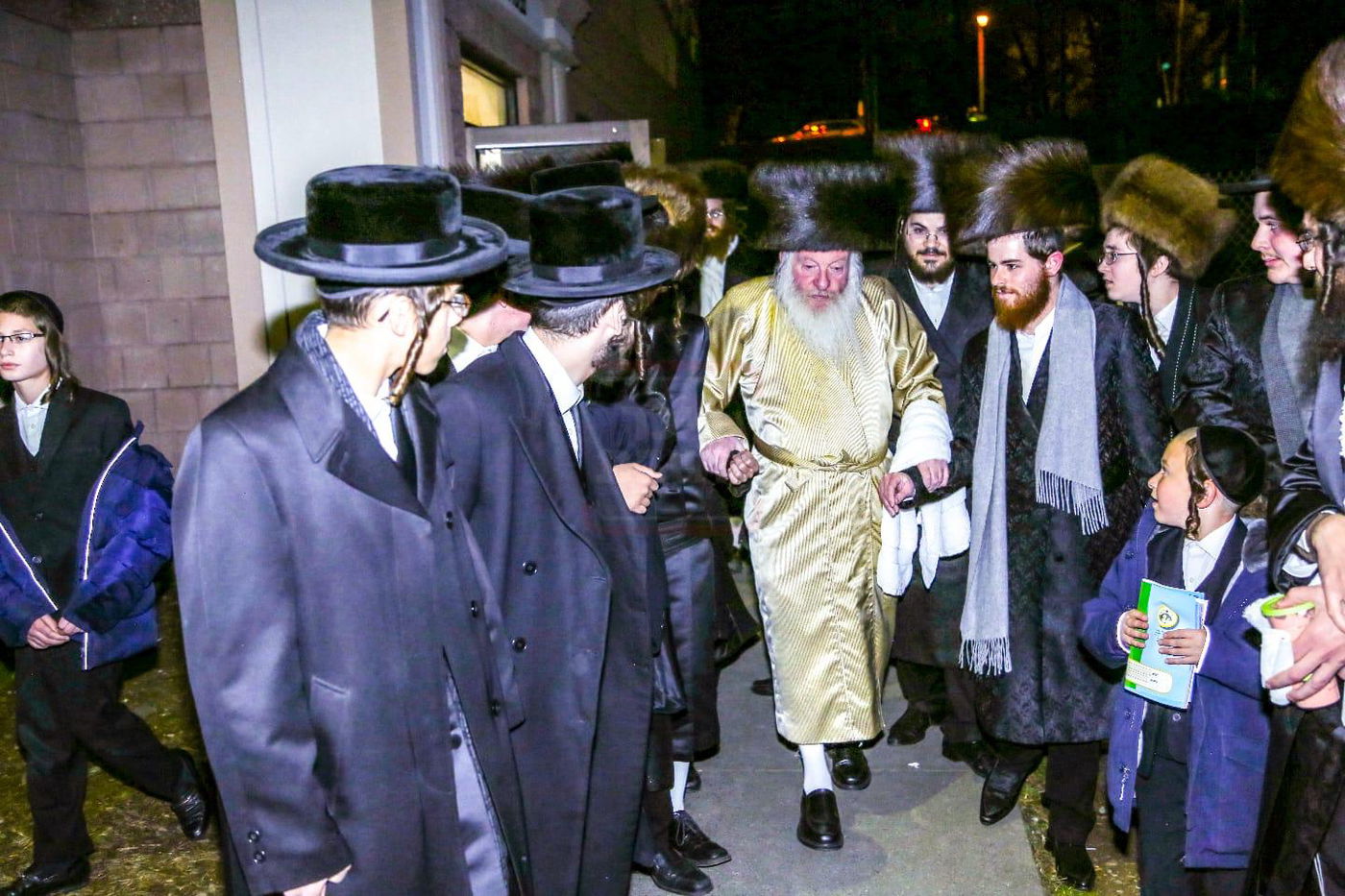 מראות חיי האדמו"ר המהרי"ד מלעלוב זי"ע