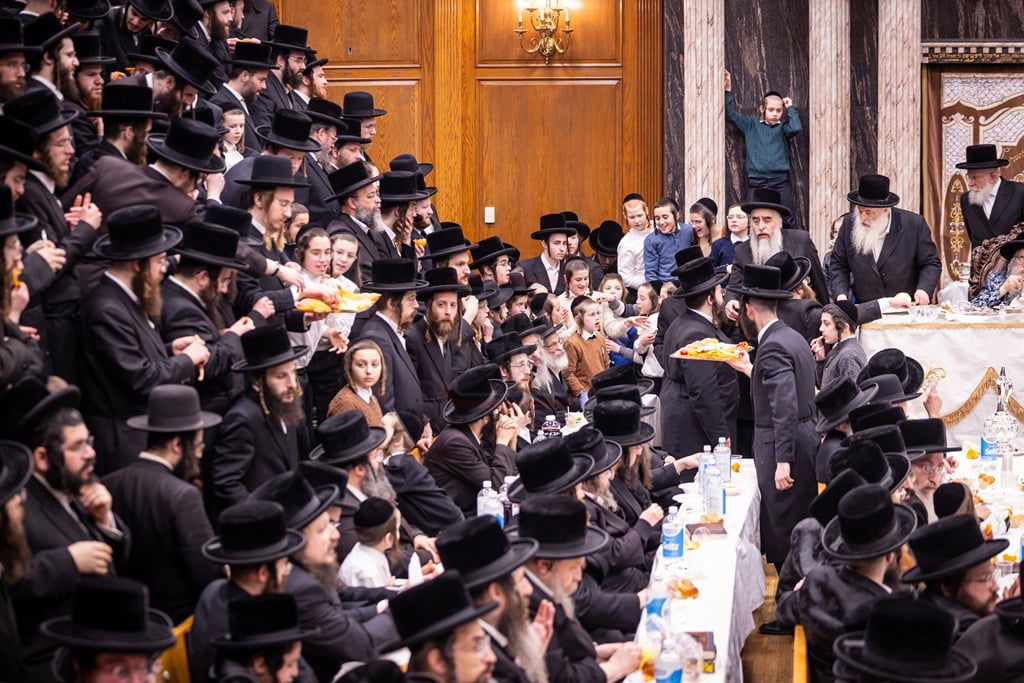 חמשה עשר בשבט בחצר הקודש צאנז קלויזענבורג