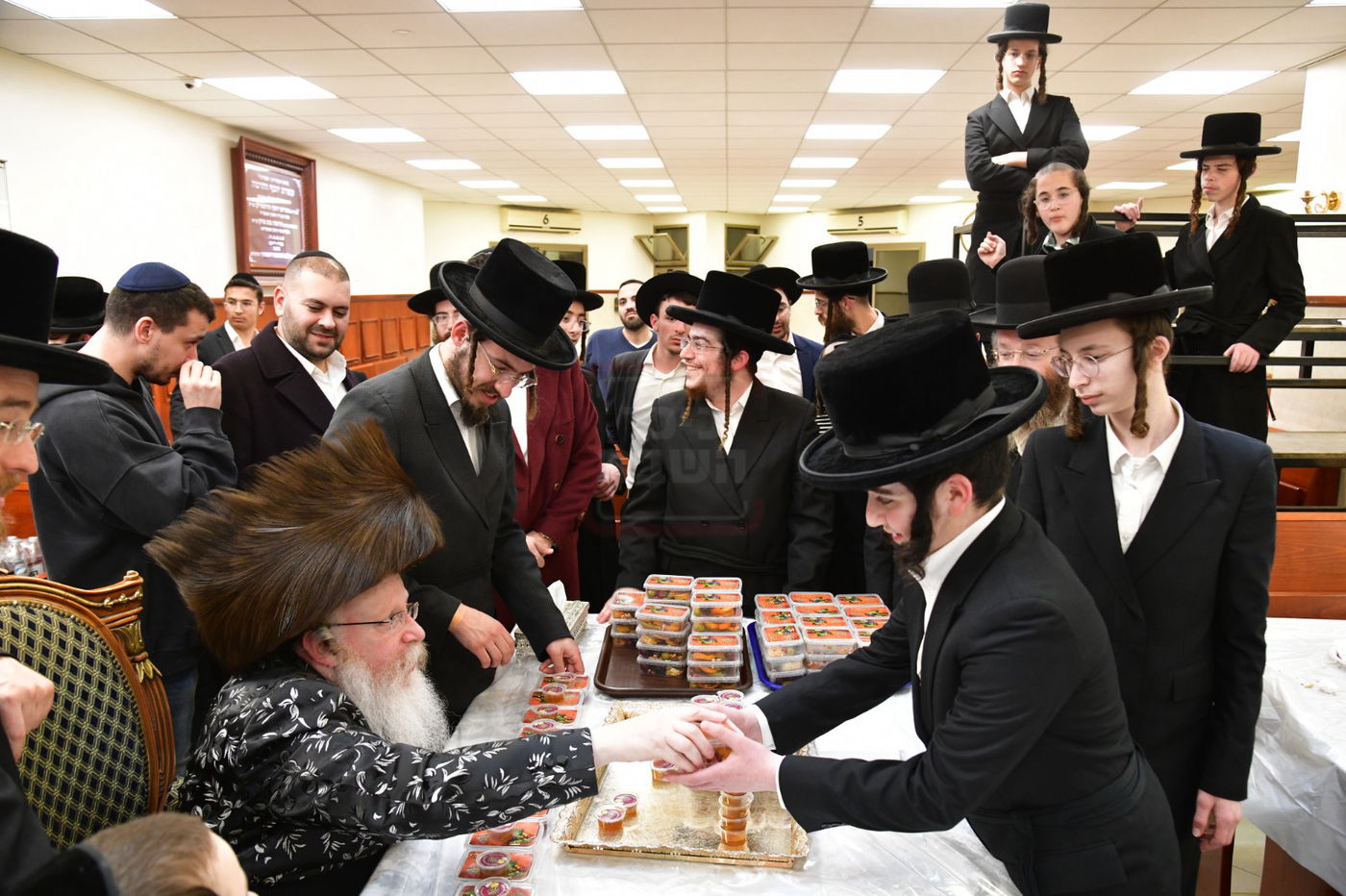 ט"ו בשבט בחצה"ק קרעטשניף קריית גת