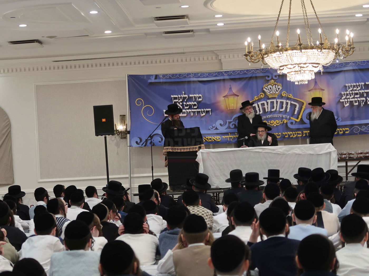 ט"ו בשבט בחצה"ק פאפא