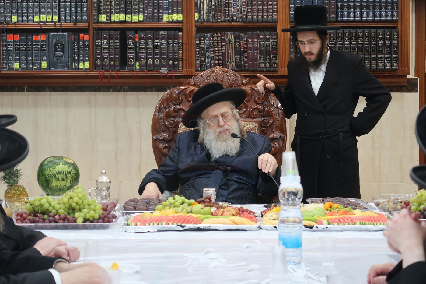 ט"ו בשבט בחצה"ק קומרנא