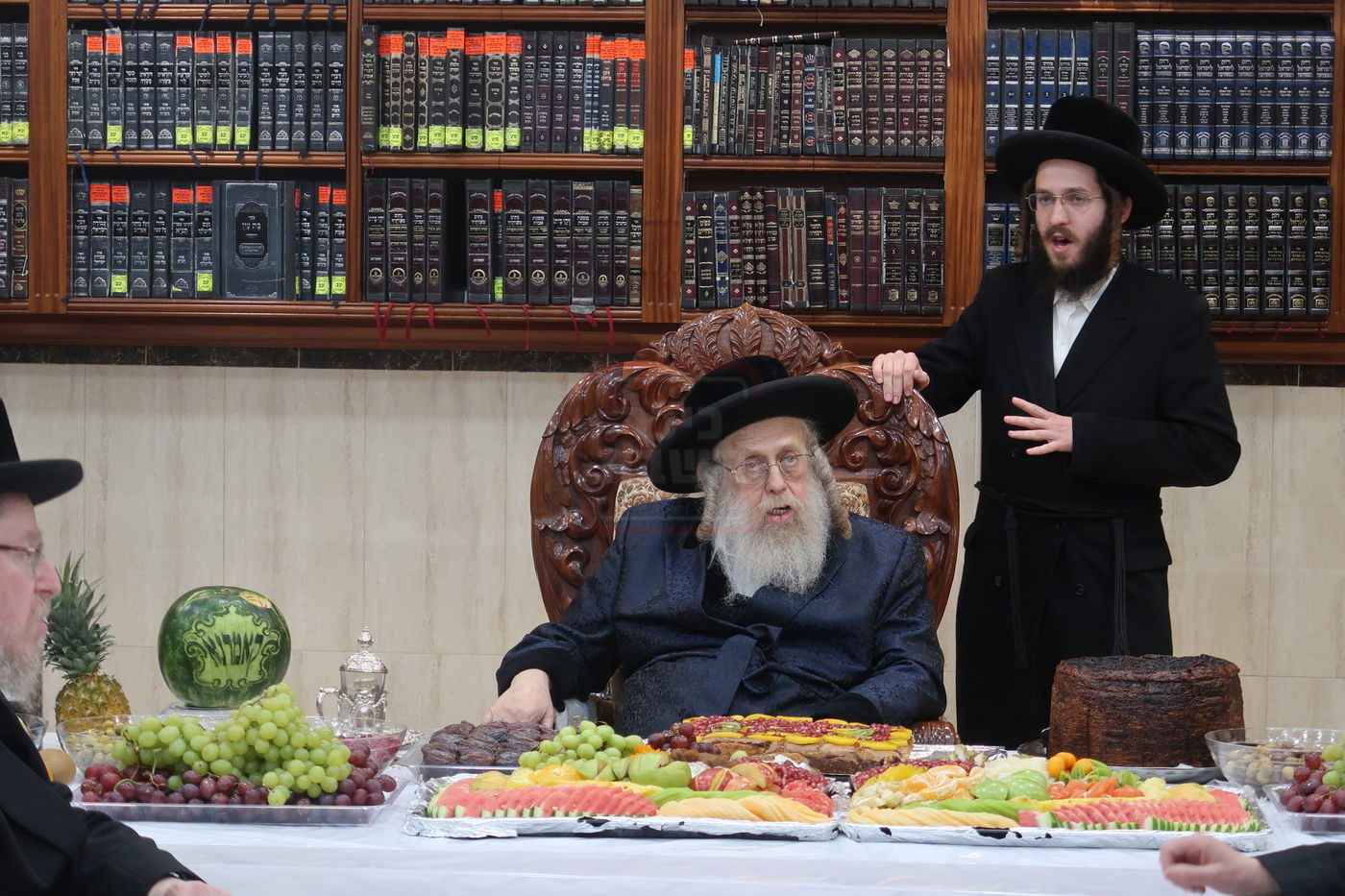 ט"ו בשבט בחצה"ק קומרנא