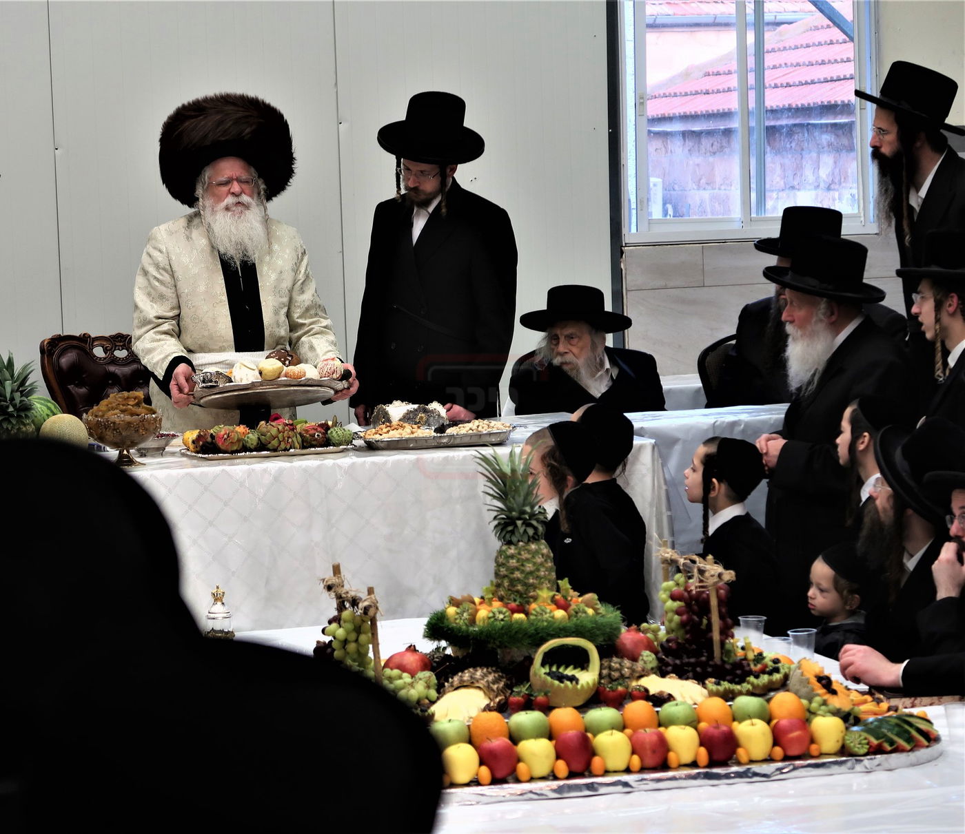 ט"ו בשבט בחצה"ק נדבורנה ירושלים